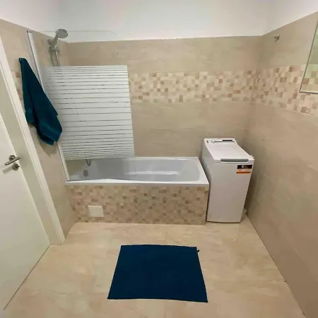 3 Bedroom Modern Nyaraló